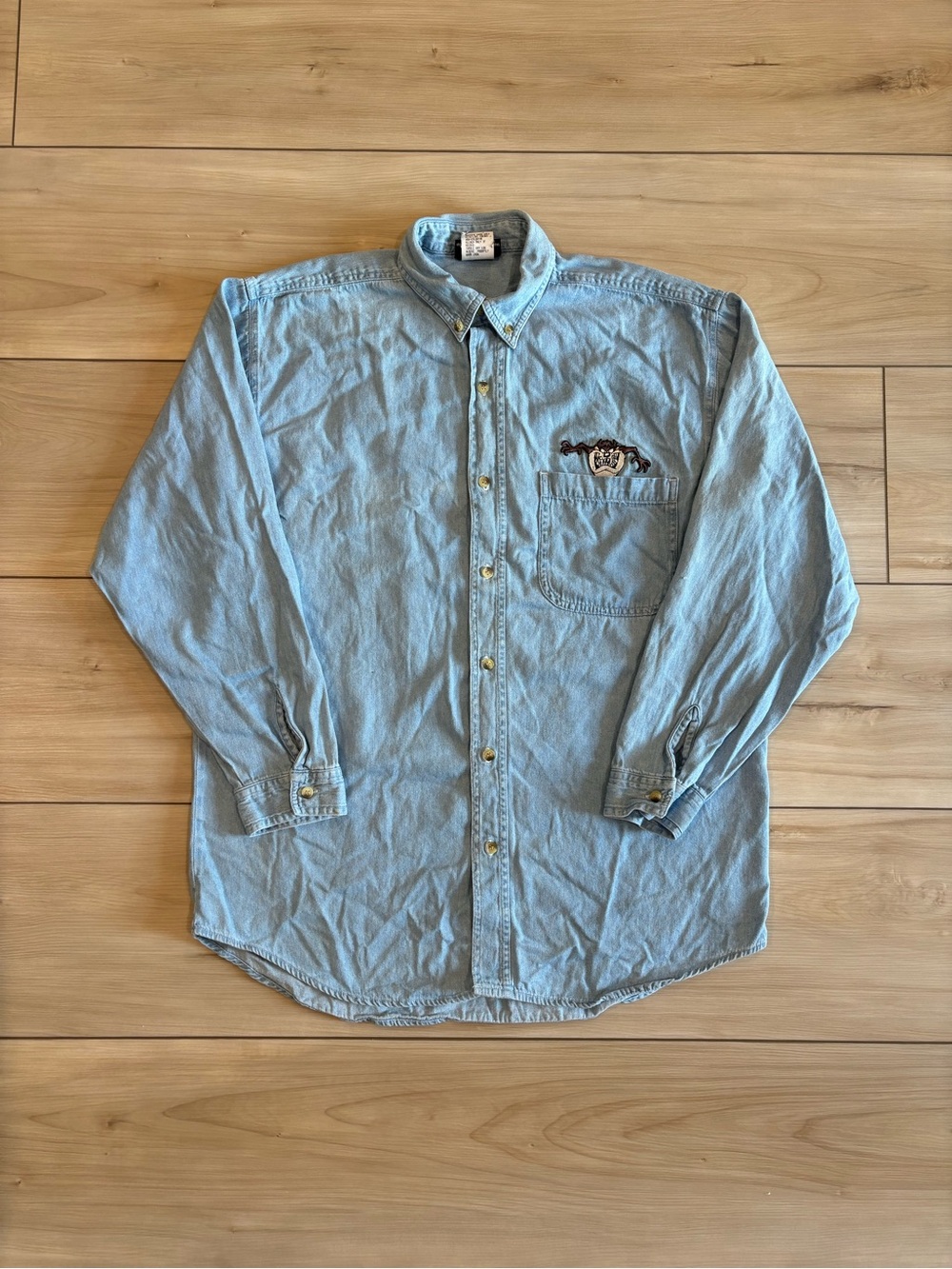 Warner Bros. 1998 Light Blue Denim Button-Down Shirt with Embroidered Taz Patch